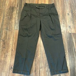 Jos A. Bank Men’s 38/30 Grey Pleated Chino Khaki Pants with Ankle Cuffings